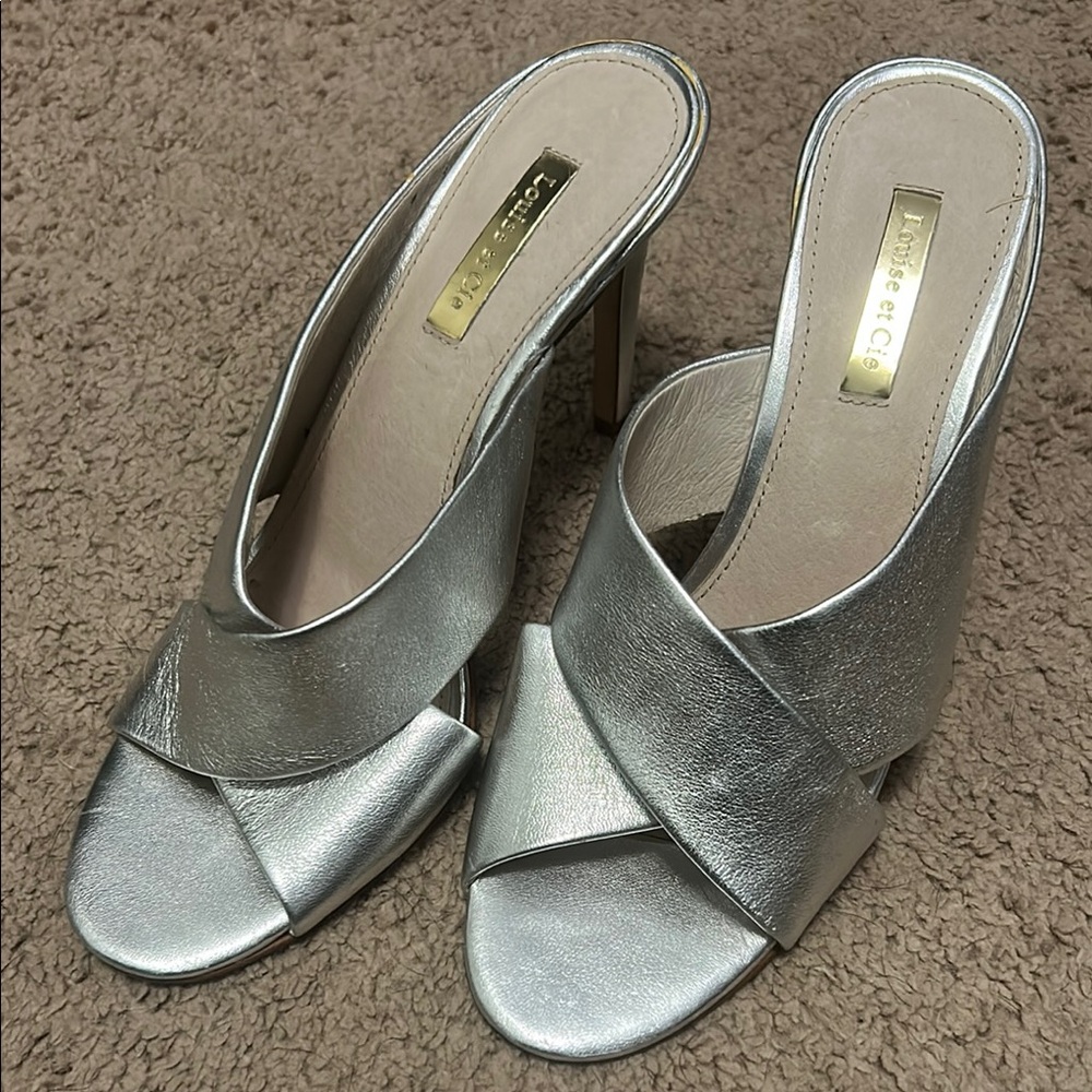 LOUISE ET CIE Silver Metallic Heels, size 7.5M